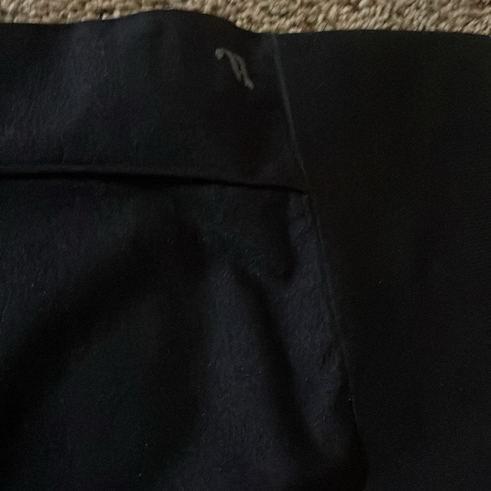 Fabletics Black Yoga Pants - Picture 4 of 5